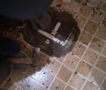 墨江卫生间漏水维修公司为您分享下卫生间渗水如何处理及注意事项